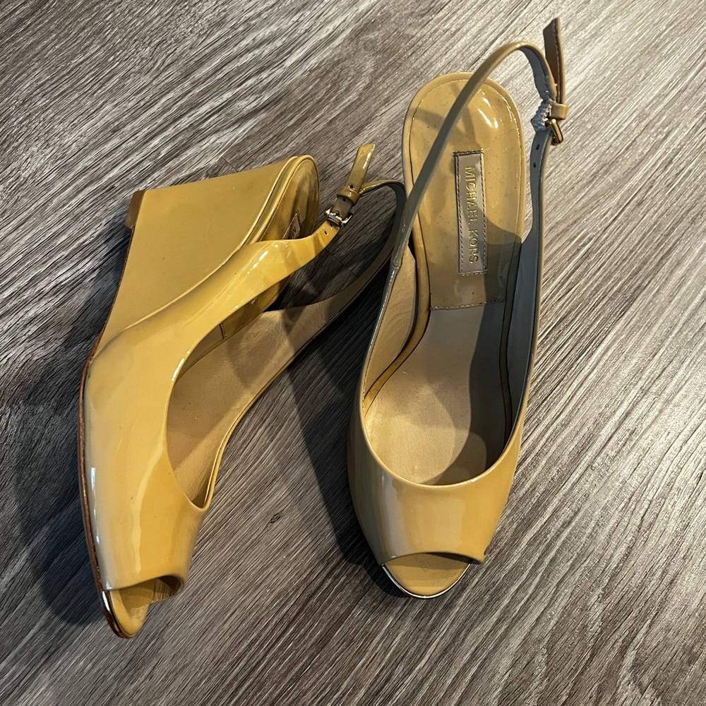 Michael Kors Collection beige wedge Sandals